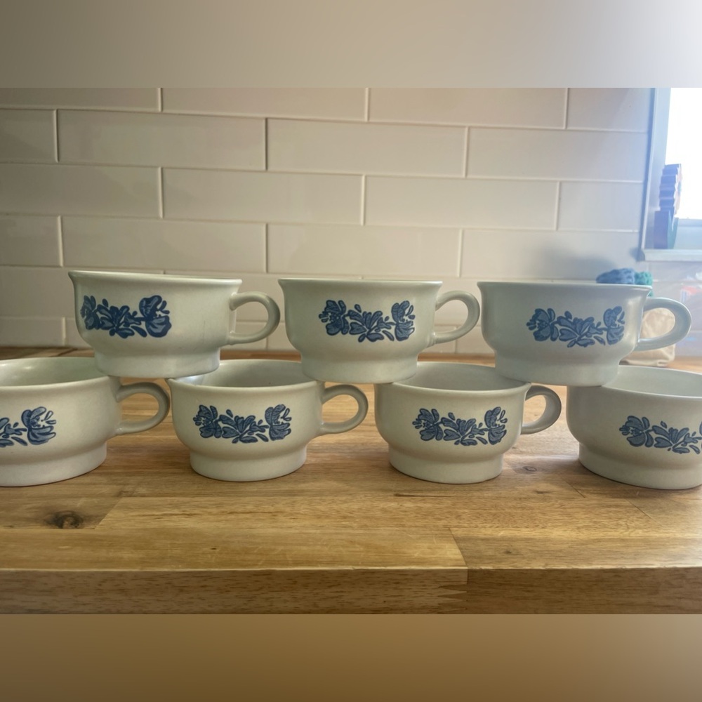 8 Vintage Pfaltzgraff Yorktowne Flat Cups Mugs Coffee Soup Chili Small Bowls
